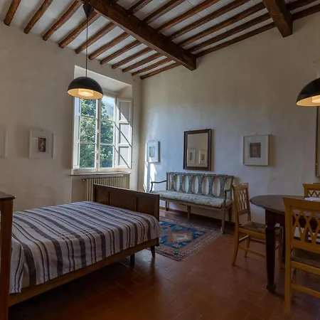 Il Casale Di Rossi Bed & Breakfast Lucca