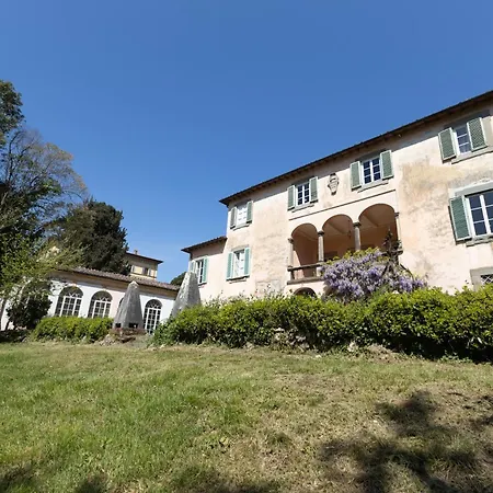 Il Casale Di Rossi Bed & Breakfast